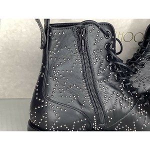 Jimmy Choo Cruz flat black/silver star leather boot EURO size 41